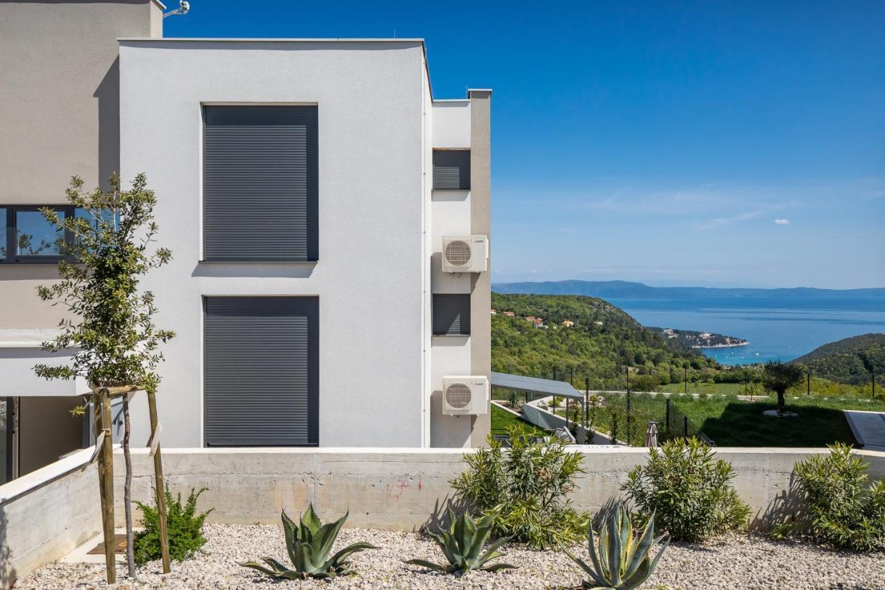 Royal Hilltop Residence Labin  Exterior photo