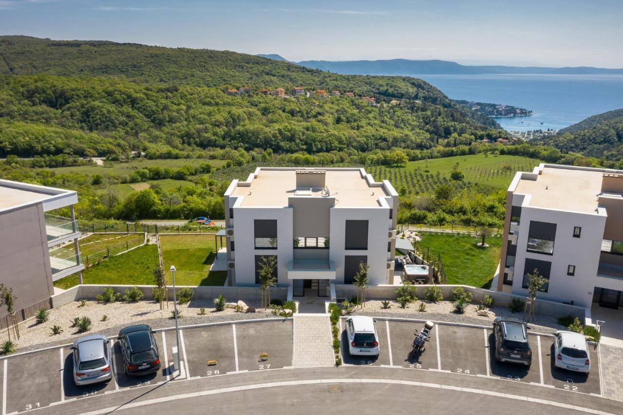 Royal Hilltop Residence Labin  Exterior photo